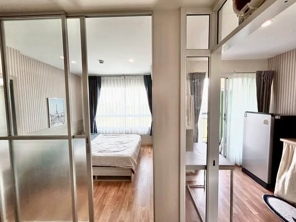 bedroom and room interior of Lumpini Ville Sukhumvit 76-Bearing Station 2