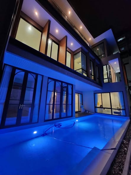 pool of LUXURY PRIVATE POOL VILLA