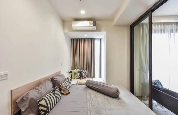 bedroom of M Jatujak