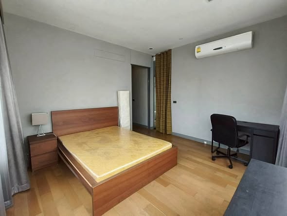 bedroom of M Silom
