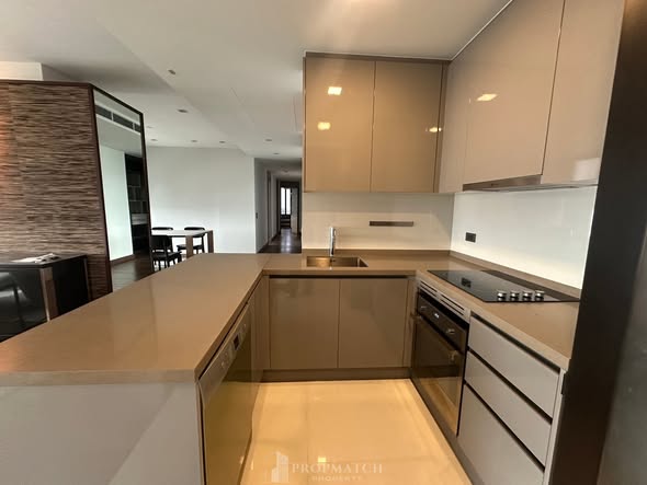 kitchen of M Silom