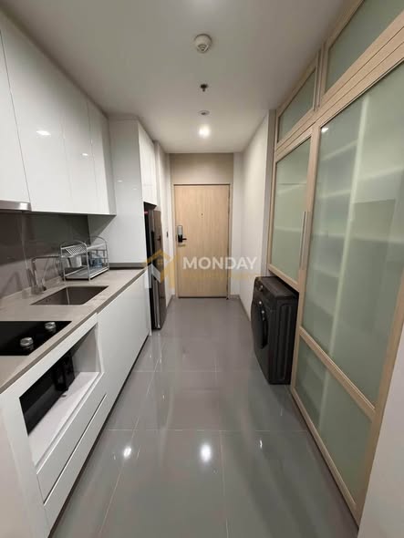 M Thonglor 10