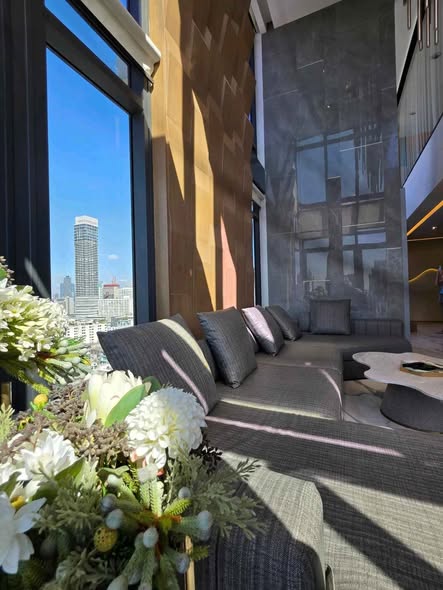 living room of M Thonglor 10