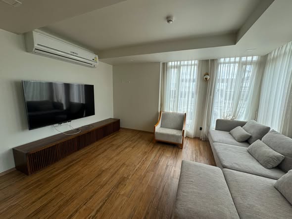bedroom and living room of Maestro 01 Sathorn-Yenakat
