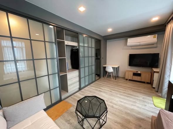 living room and bedroom and room interior of Maestro 19 Ratchada19 – Vipha