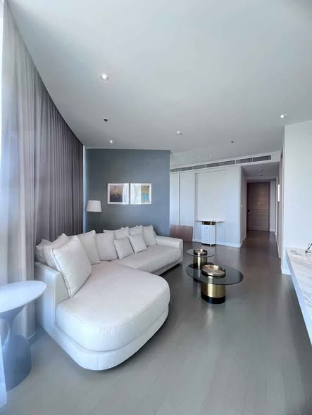 living room of Magnolias Ratchadamri Boulevard