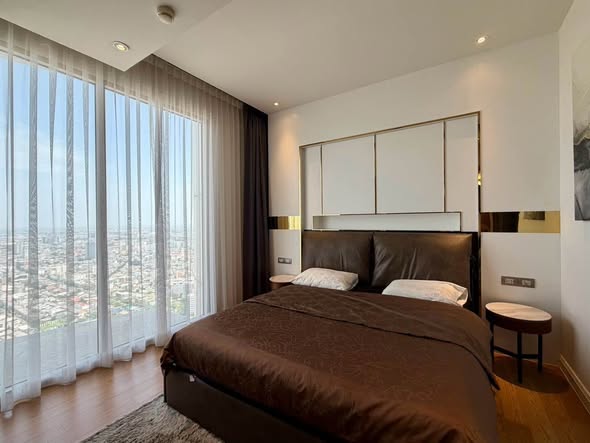 bedroom and room interior of Magnolias Waterfront Residences