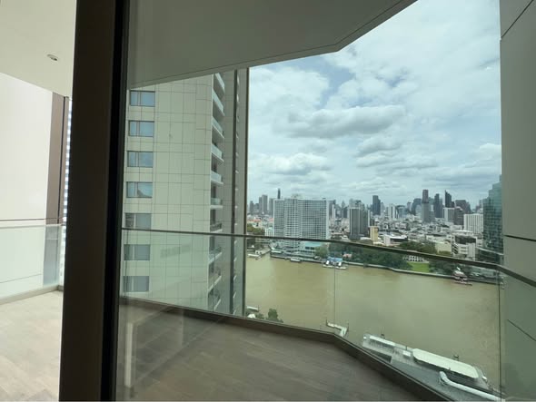 Magnolias Waterfront Residences