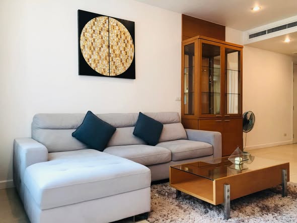 living room of Manhattan Chidlom