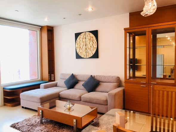 living room and room interior of Manhattan Chidlom