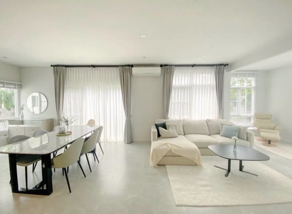 living room of Manthana Bangna – Wongwean