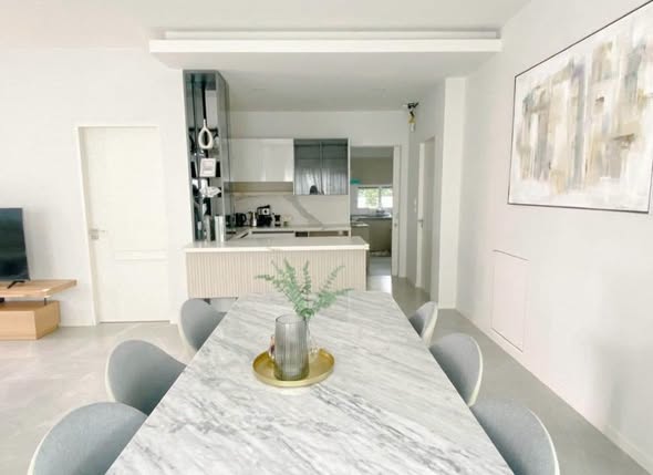 living room and room interior and kitchen of Manthana Bangna – Wongwean