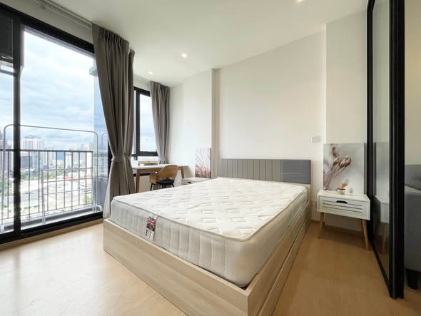 bedroom of MARU Ekkamai 2