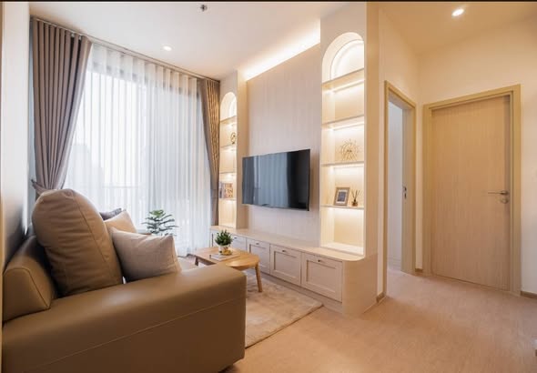 bedroom and living room of MARU Ekkamai 2