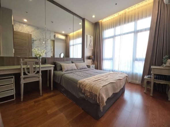 bedroom of Mayfair Place Sukhumvit 50