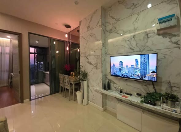 living room and room interior of Mayfair Place Sukhumvit 50