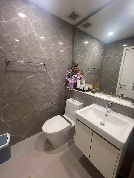 bathroom of แมสซารีน รัชโยธิน | Mazarine Ratchayothin by Grand Unity