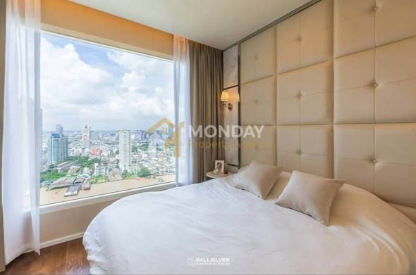 bedroom of Menam Residences Condominium
