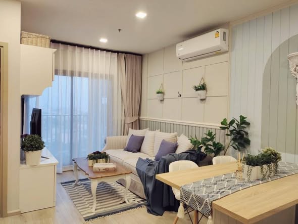 living room of Metris Lat Phrao