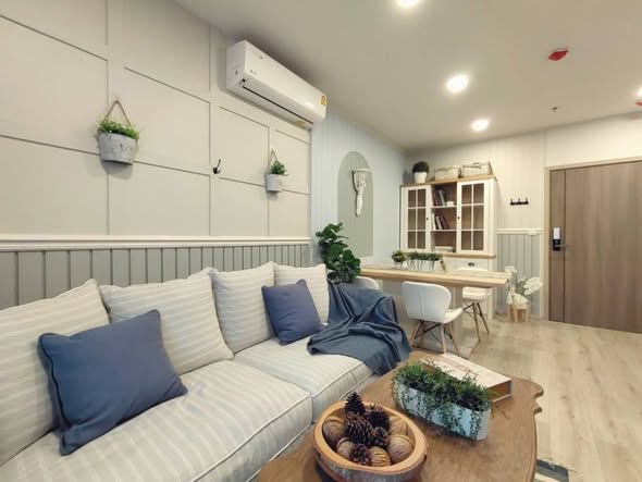 living room and room interior of Metris Lat Phrao
