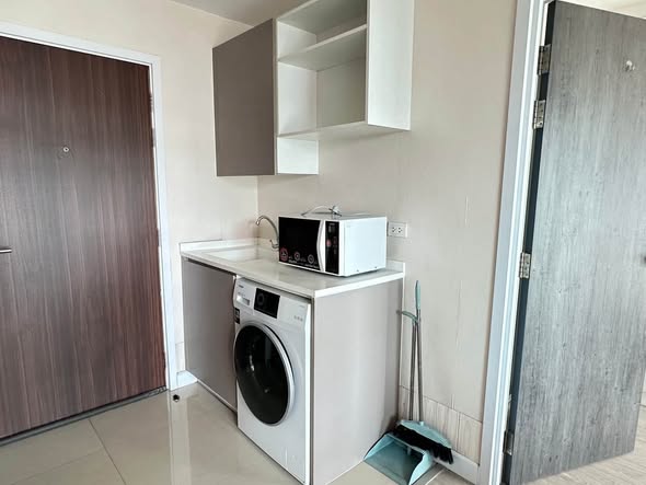 Metro Luxe Phaholyothin-Suthisan