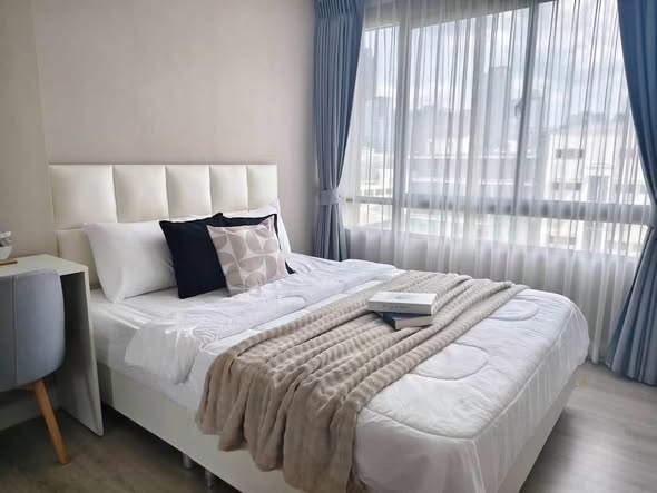 bedroom of Metro Luxe Ratchada