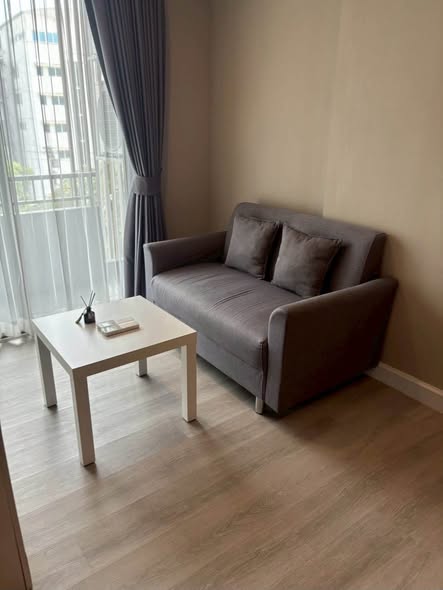 living room of Metro Luxe Ratchada