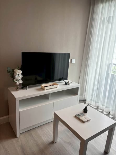 living room and room interior of Metro Luxe Ratchada