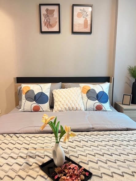 bedroom of Metro Luxe Riverfront Rattanathibet