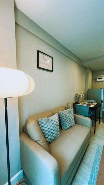 living room of Metro Luxe Riverfront Rattanathibet
