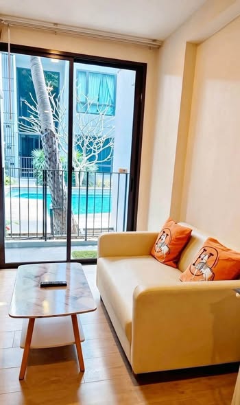 living room and room interior of Metro Luxe Riverfront Rattanathibet