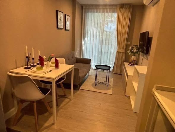 room interior of Metro Luxe Riverfront Rattanathibet