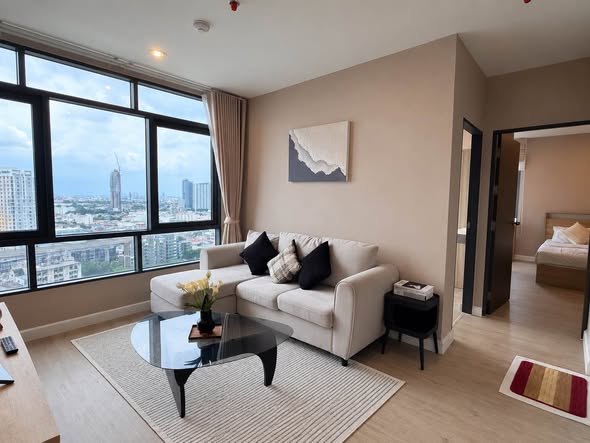 living room and bedroom of Metro Sky Prachachuen