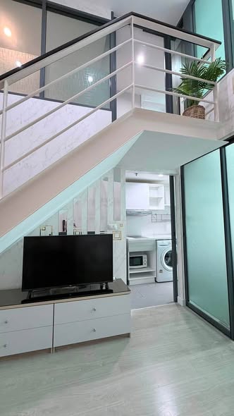 room interior of Metro Sky Prachachuen