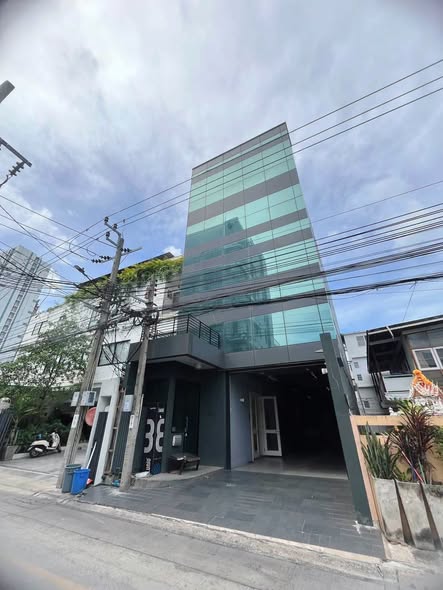 Modi house โมดิเฮาส์ ตัวจริงเรื่องบ้านน้อคดาวน์ บ้านสำเร็จรูป