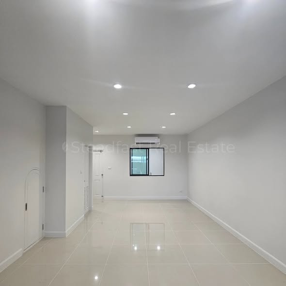 Modi Villa Bangbuathong
