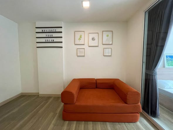 bedroom and living room of Moniiq Sukhumvit 64