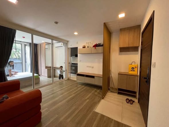 bedroom and living room and room interior of Moniiq Sukhumvit 64