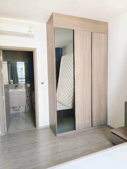 bedroom and room interior of Mori HAUS