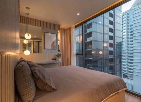 bedroom of MUNIQ Sukhumvit 23