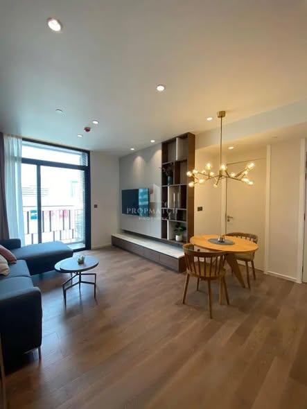 living room of MUNIQ Sukhumvit 23