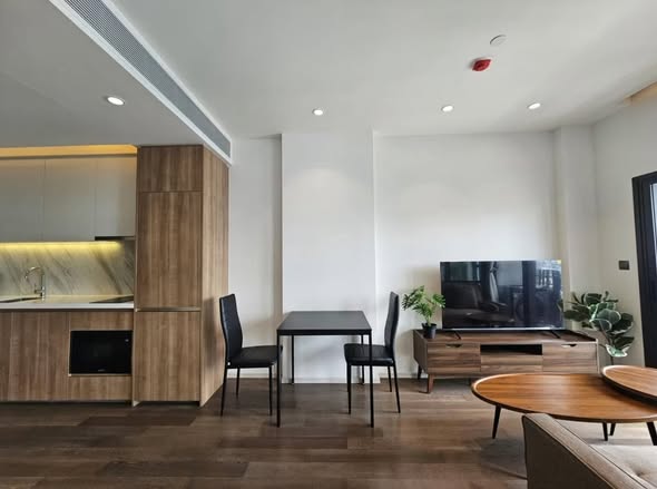 living room of MUNIQ Sukhumvit 23