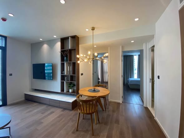 living room and room interior of MUNIQ Sukhumvit 23