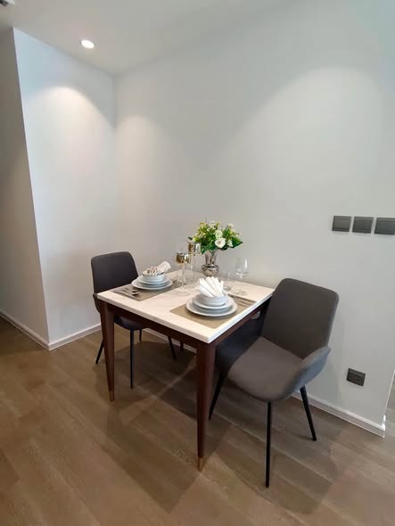 room interior of MUNIQ Sukhumvit 23