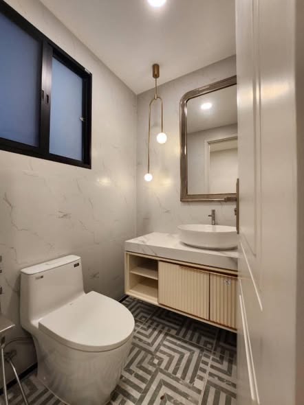 bathroom of Nantawan Rama 9 – New Krungthepkreetha