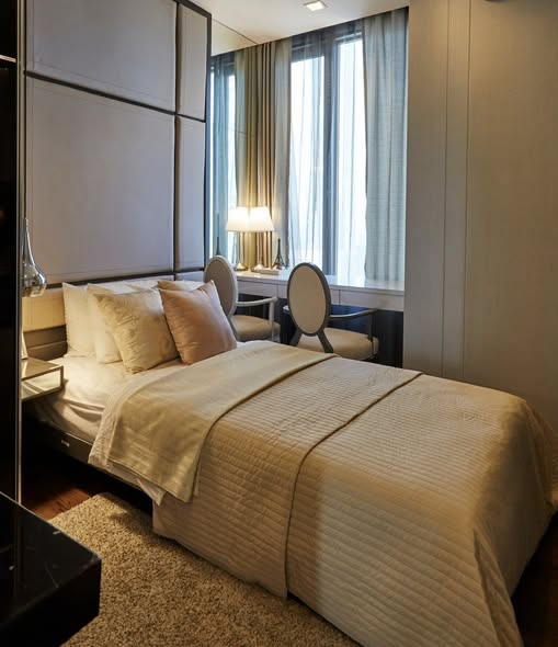 bedroom and bathroom of Nara 9