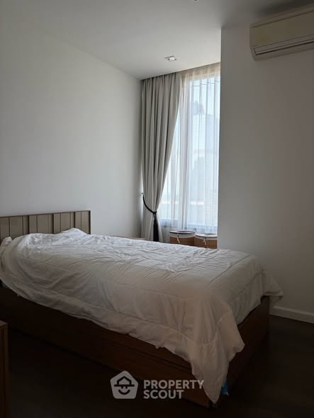 bedroom of Narathorn Place