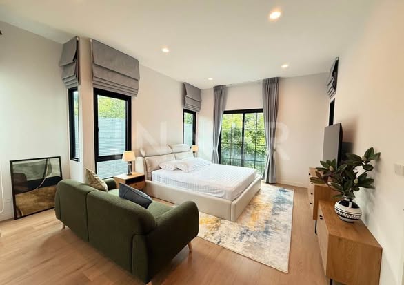 bedroom and living room and room interior of Narinsiri Krungthep Kreetha