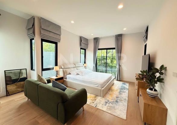 living room and bedroom and room interior of Narinsiri Krungthep Kreetha