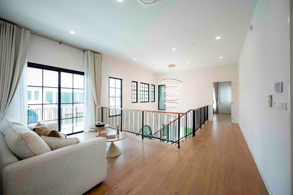 living room and room interior of Narinsiri Krungthep Kreetha